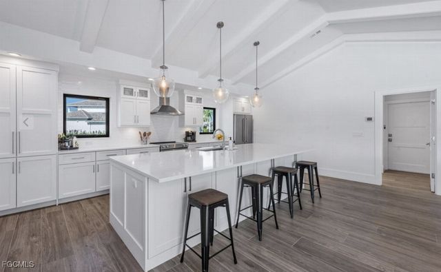 1401 Salvadore CT, Marco Island, FL 34145