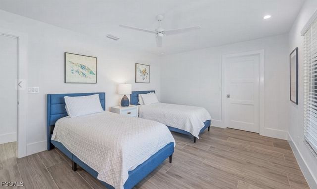 1401 Salvadore CT, Marco Island, FL 34145