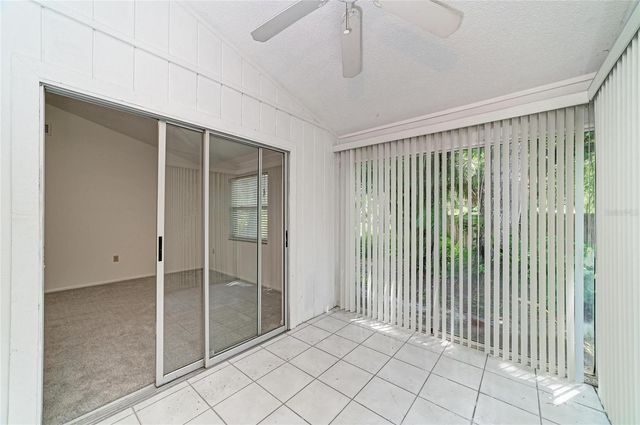 4863 VILLAGE GARDENS DRIVE 186, Sarasota, FL 34234