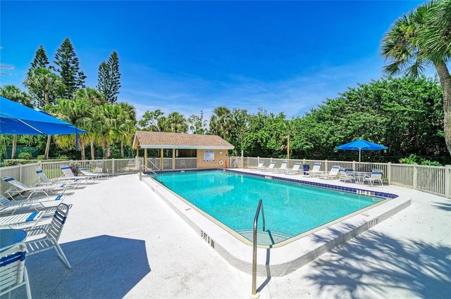 4863 VILLAGE GARDENS DRIVE 186, Sarasota, FL 34234