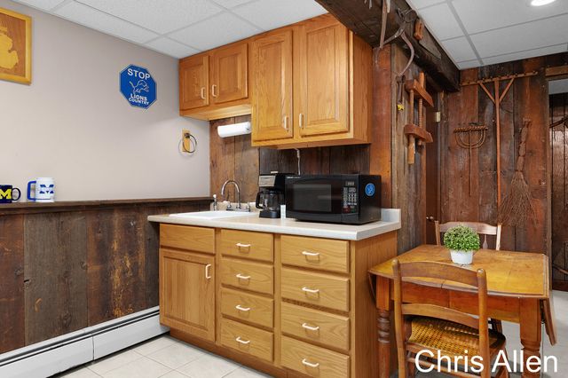 9047 Algoma Avenue Ne, Algoma Twp, MI 49341