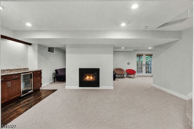 1 Eagle Ct, Monroe Twp., NJ 08831