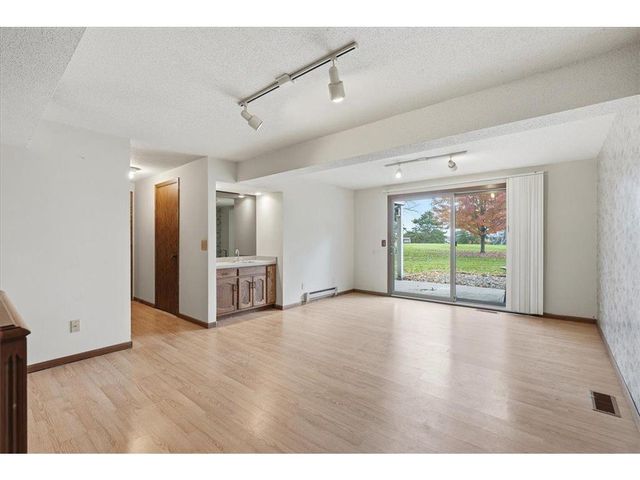 609 Pondhurst Drive, Amery, WI 54001