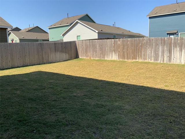 288 Soapstone PASS, Maxwell, TX 78656