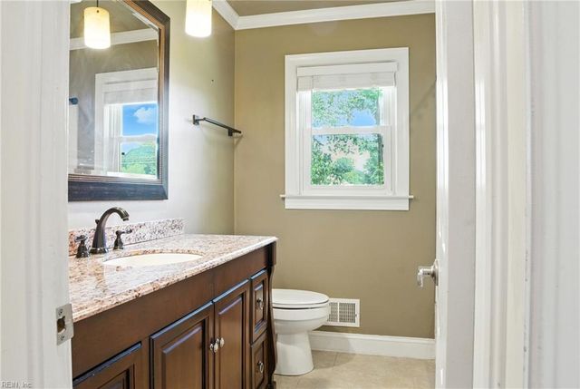 2412 Meiggs RD, Chesapeake, VA 23323