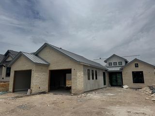 1060 Albatross Way, Kerrville, TX 78028