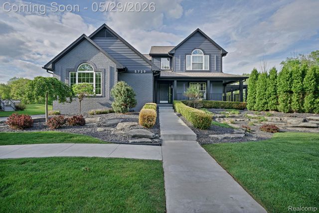 5729 Woodfield Parkway, Grand Blanc Charter Township, MI 48439