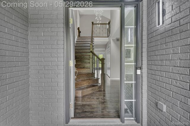 5729 Woodfield Parkway, Grand Blanc Charter Township, MI 48439