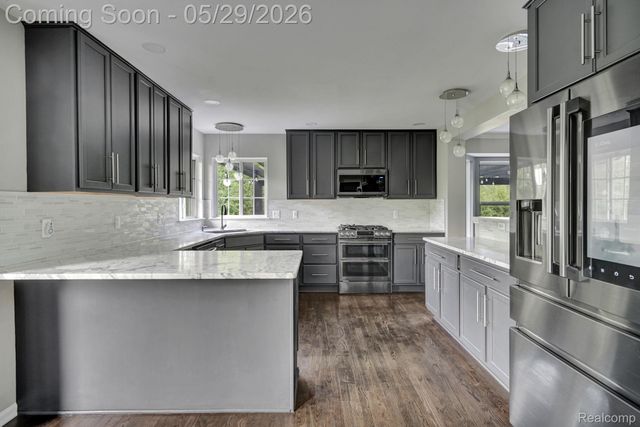 5729 Woodfield Parkway, Grand Blanc Charter Township, MI 48439