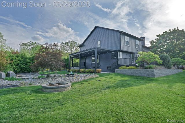 5729 Woodfield Parkway, Grand Blanc Charter Township, MI 48439