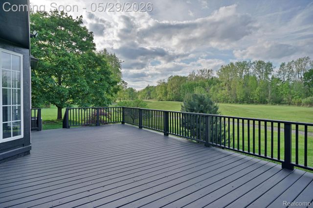 5729 Woodfield Parkway, Grand Blanc Charter Township, MI 48439