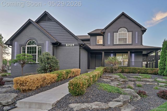 5729 Woodfield Parkway, Grand Blanc Charter Township, MI 48439