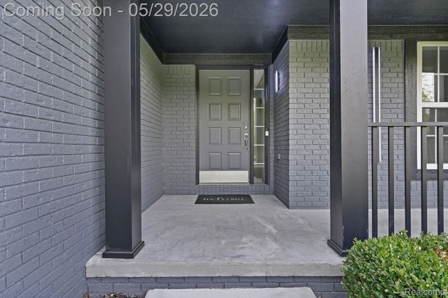 5729 Woodfield Parkway, Grand Blanc Charter Township, MI 48439