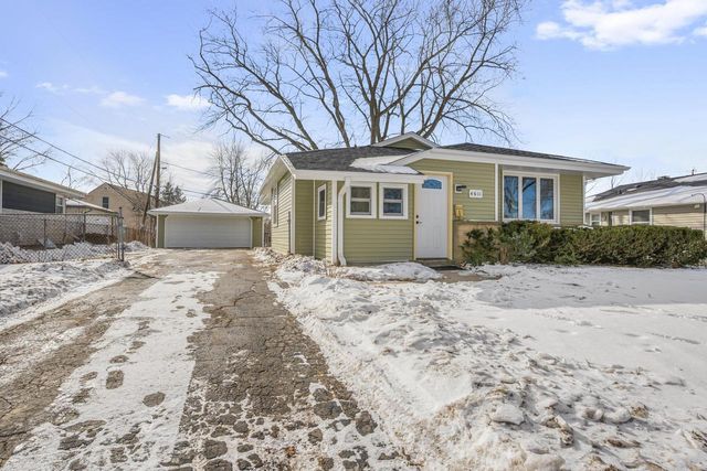 4611 W Kiley AVENUE, Milwaukee, WI 53223