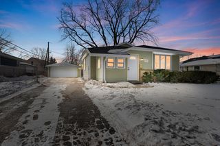 4611 W Kiley AVENUE, Milwaukee, WI 53223
