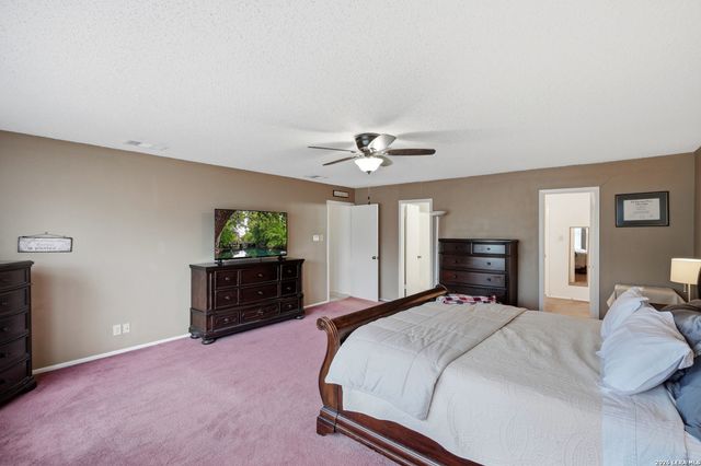 4967 Watering Trail Dr, San Antonio, TX 78247