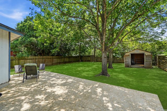 4967 Watering Trail Dr, San Antonio, TX 78247