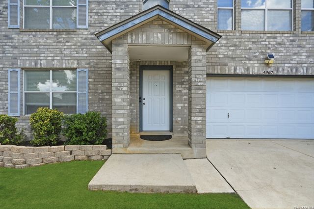 4967 Watering Trail Dr, San Antonio, TX 78247