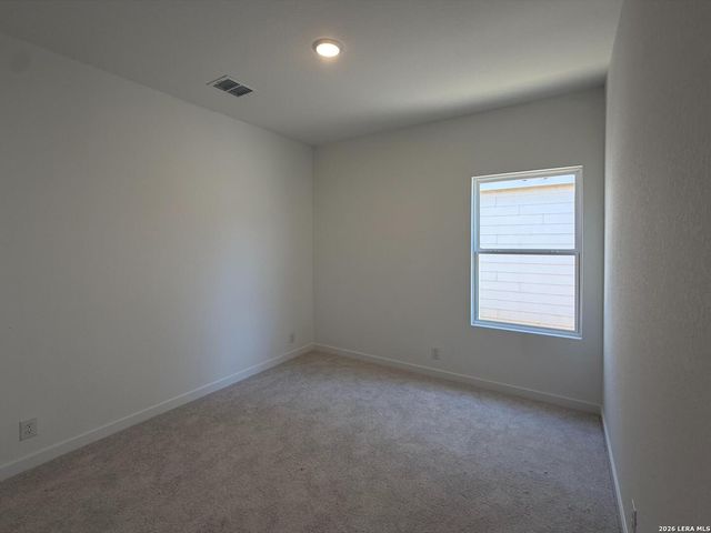 242 Brood Dr, Adkins, TX 78101