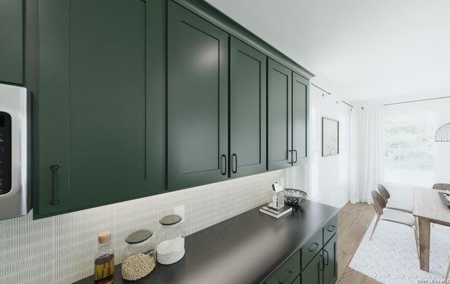 242 Brood Dr, Adkins, TX 78101