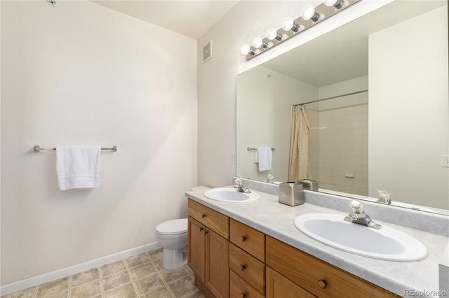 8497 S Hoyt Way 304, Littleton, CO 80128