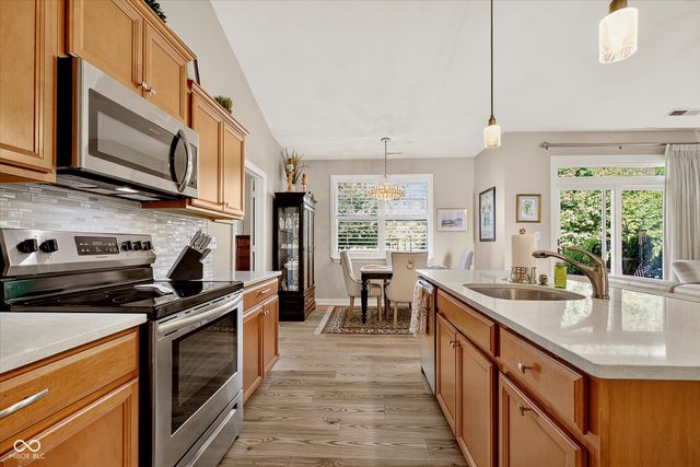 16152 Lakeville Crossing, Westfield, IN 46074
