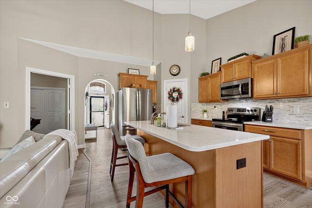 16152 Lakeville Crossing, Westfield, IN 46074