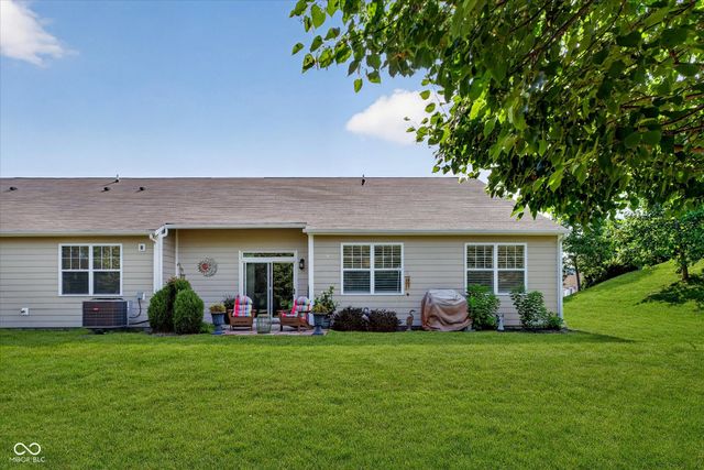 16152 Lakeville Crossing, Westfield, IN 46074