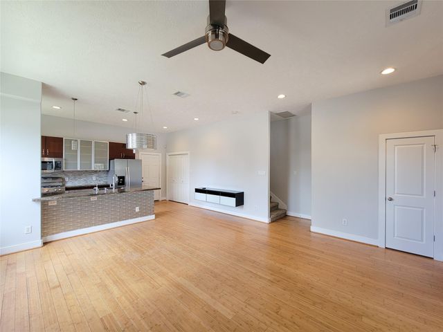 1414 Emancipation Avenue A, Houston, TX 77003