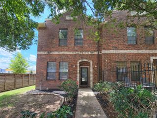 1414 Emancipation Avenue A, Houston, TX 77003