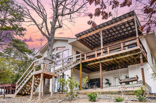 16 Baeza Way, Hot Springs Village, AR 71909