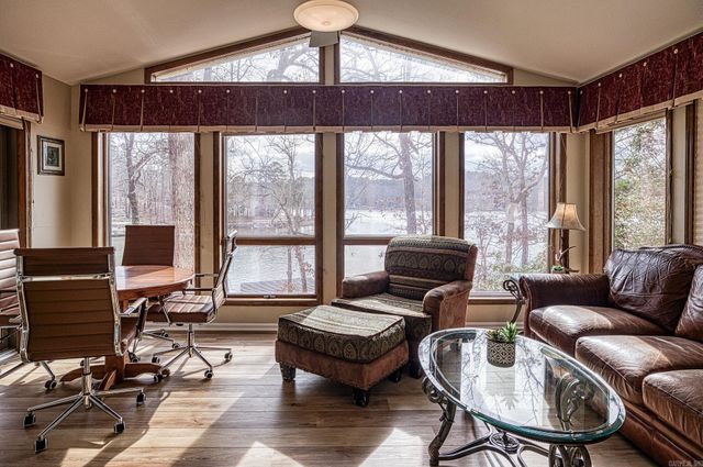 16 Baeza Way, Hot Springs Village, AR 71909