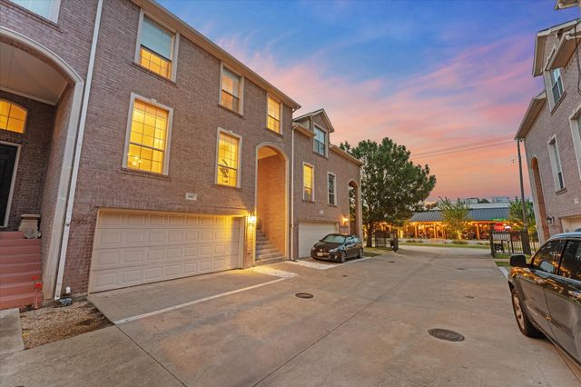 4007 Brownstone Court, Dallas, TX 75204