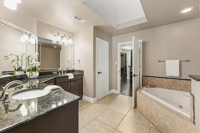 4007 Brownstone Court, Dallas, TX 75204