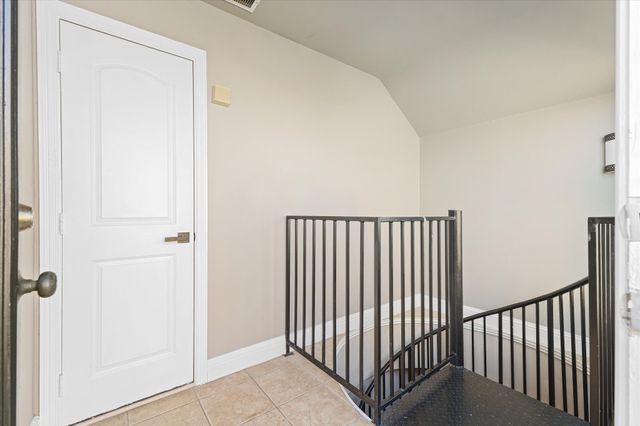 4007 Brownstone Court, Dallas, TX 75204