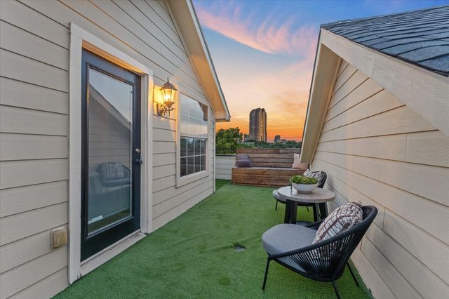 4007 Brownstone Court, Dallas, TX 75204