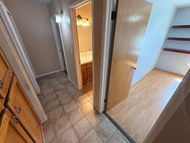 1502 E Buena Vista Avenue, Visalia, CA 93292