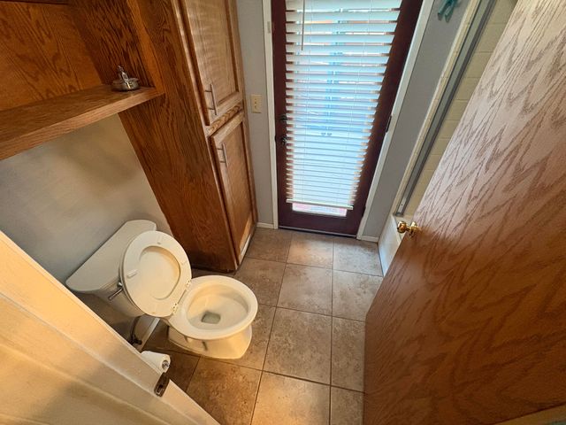 1502 E Buena Vista Avenue, Visalia, CA 93292