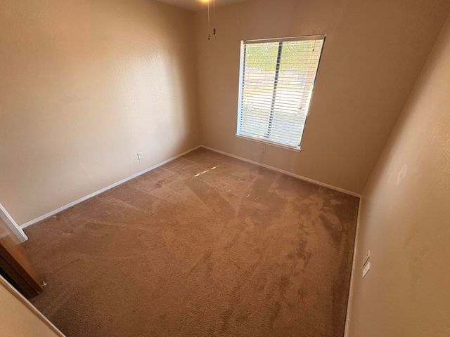 1502 E Buena Vista Avenue, Visalia, CA 93292