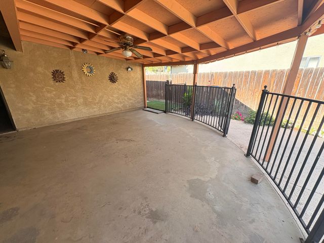 1502 E Buena Vista Avenue, Visalia, CA 93292