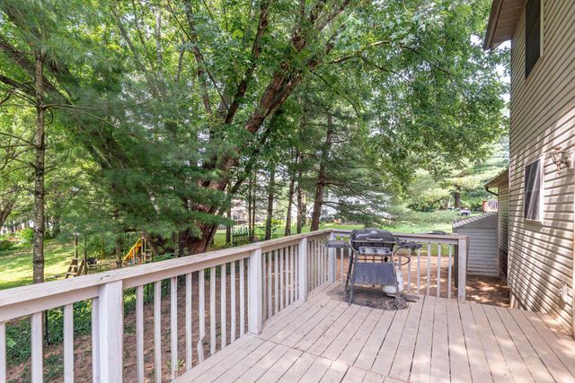 329 W White Pine Court, Bloomington, IN 47403