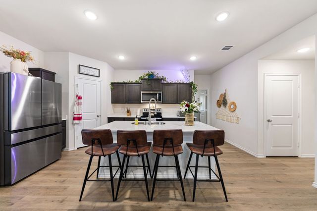 1111 Baldwin Lane, Ennis, TX 75119