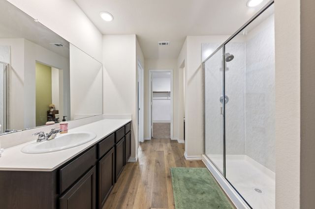 1111 Baldwin Lane, Ennis, TX 75119