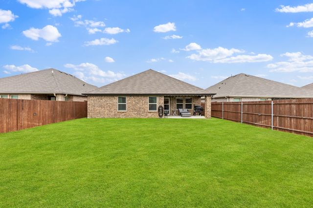 1111 Baldwin Lane, Ennis, TX 75119