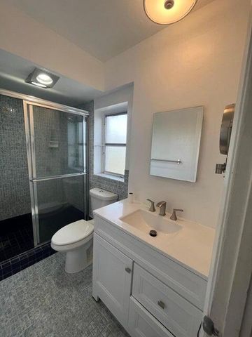 1000 NE 14th Avenue 401, Hallandale Beach, FL 33009