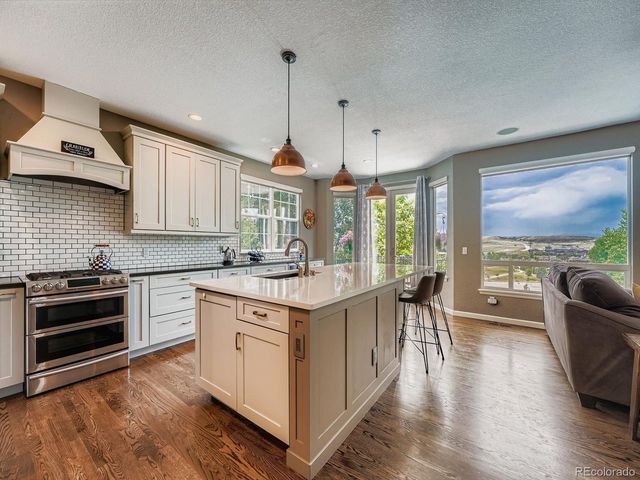 11895 S Breeze Grass Way, Parker, CO 80134