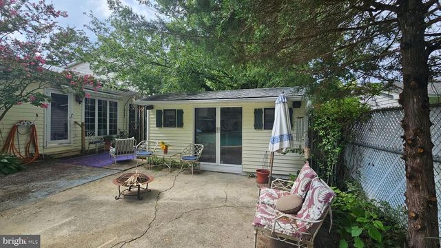 196 HOMESTEAD PL, Bridgeton, NJ 08302