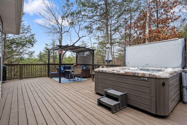 632 S Emory Creek Lane, Branson, MO 65616