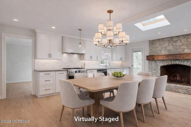 8 Brentwood Avenue, Freehold, NJ 07728