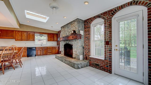 8 Brentwood Avenue, Freehold, NJ 07728